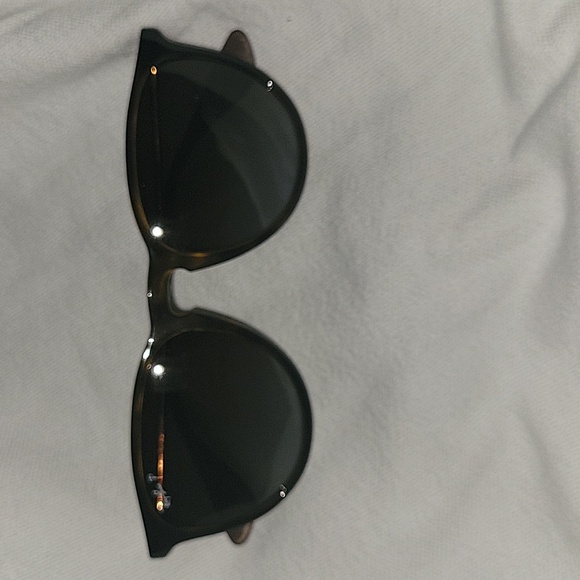 Raybans - Picture 7 of 10